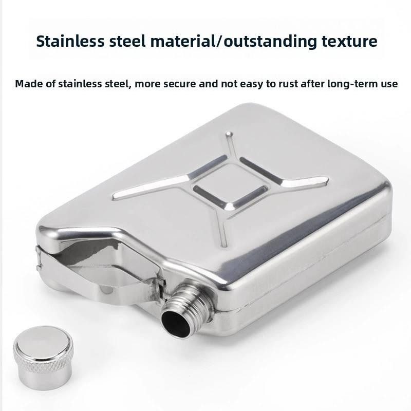 Heavy Duty Stainless Steel Liquor Bottle With Compact Size For Travel And Household Storage