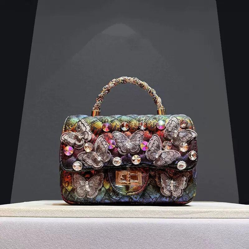 2025 Women's Luxury Designer Rhinestone Messenger Bag Retro Fashion Butterfly Diamond Handbags With Metal Chain Shoulder Bag
