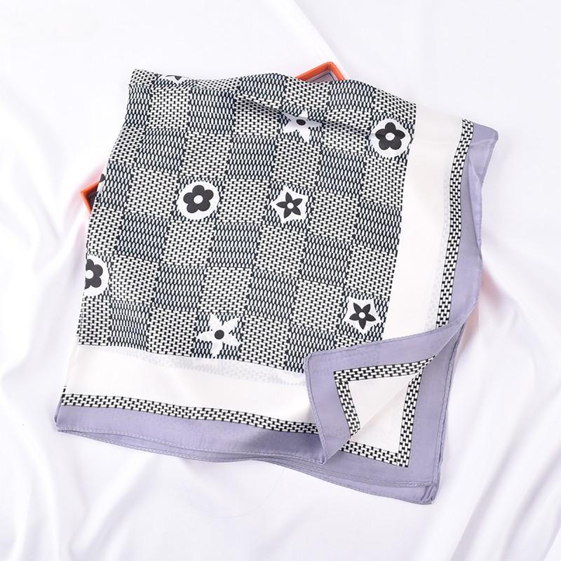 70Cm Fashion Polka Dot Printed Scarf Women S Spring And Summer New Square Scarf Fashion Versatile Headscarf Shawl