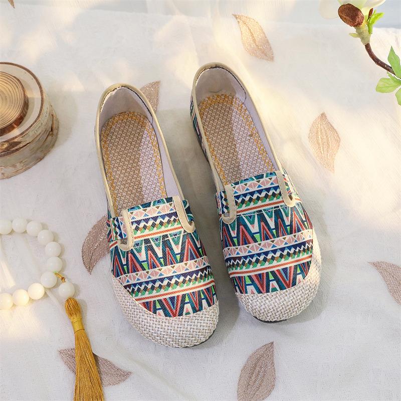 Women's Canvas Shoes Ethnic Old Beijing Cloth Shoes Linen Soft Soled Single Shoes Mother's Shoes