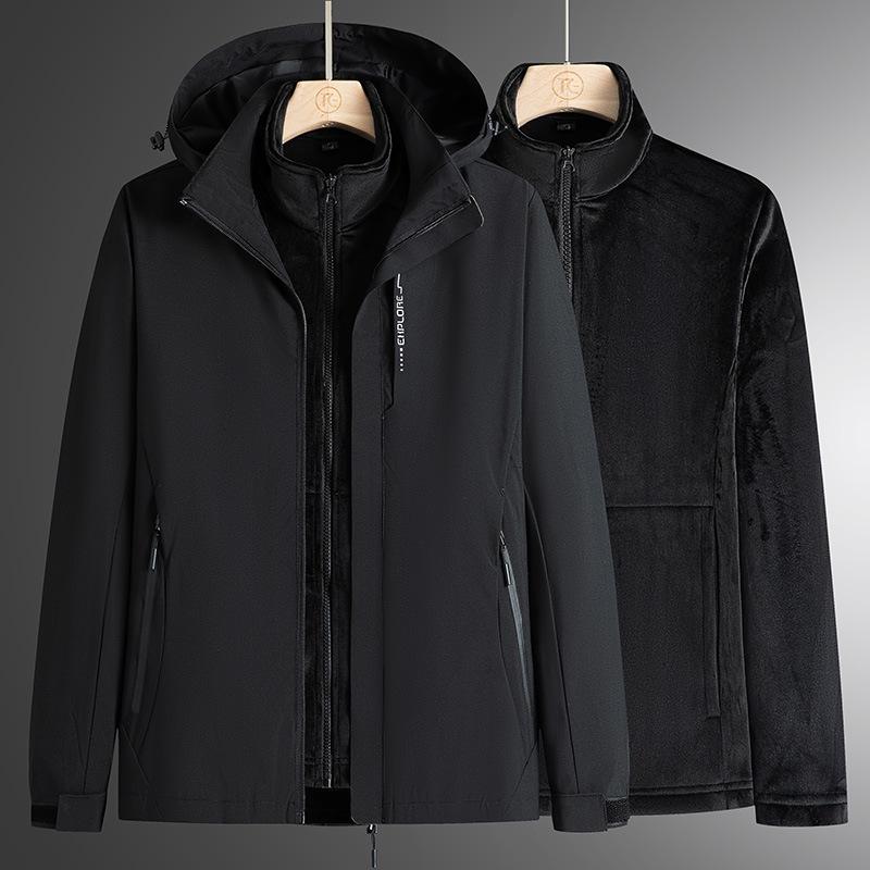 Outdoor Maple Leaf 3-in-1 Jacket: Detachable Camouflage Set with Fleece Lining, Waterproof, Ideal for Live Streaming Sales