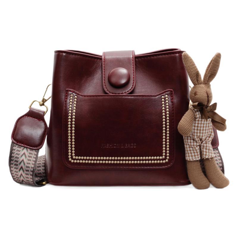 Niche design bag women pu new popular small square bag messenger bag retro versatile portable bucket bag