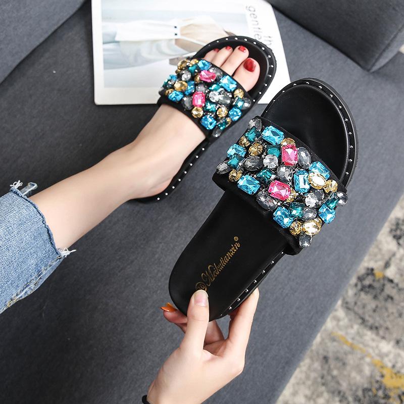 Thick-bottomed rhinestone slippers women's wear 2025 new Internet celebrity fashion versatile large size 41-43 medium heel cool slippers women
