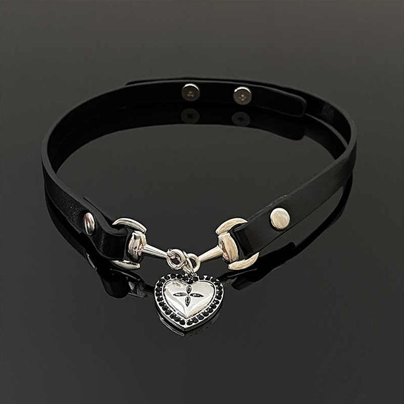 Vintage Luxury Cross Necklace For Women  Punk Pu Leather Choker Collar Chain Jewelry