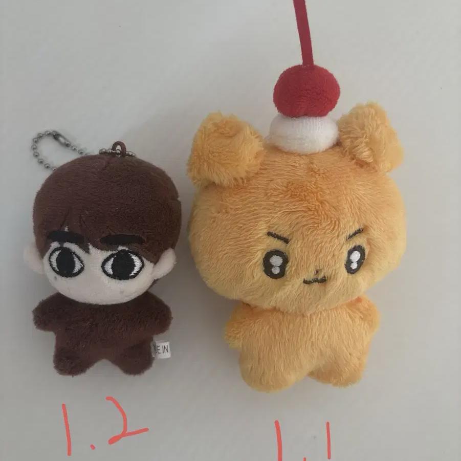 

Я Кукла Чжан Хао из Zerobaseone Jevewon, Кукла Ким Гювина