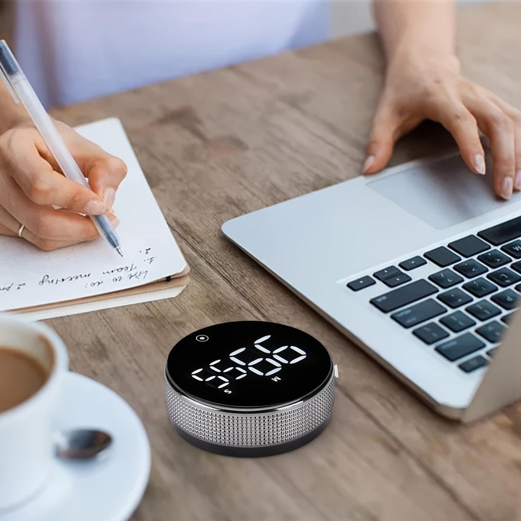 1pc Trendy Round Kitchen Timer Spinning Time Organizer for Cooking, Featuring LED Light Function, Ideal for Baking, Essential for Dorms,