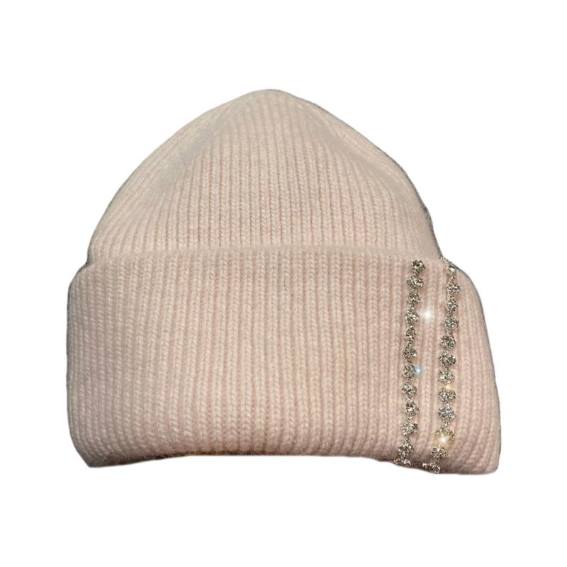 Luxurious Knitted Hat with Sparkling Rhinestones Fashionable Handmade Hat for Fashion Enthusiasts