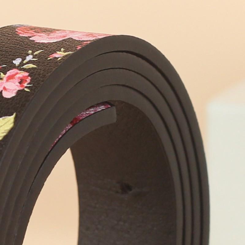 A Simple and Casual Belt with A Pin Buckle On The Lips and A Trendy Printed Fashion Strap, 2.4cm