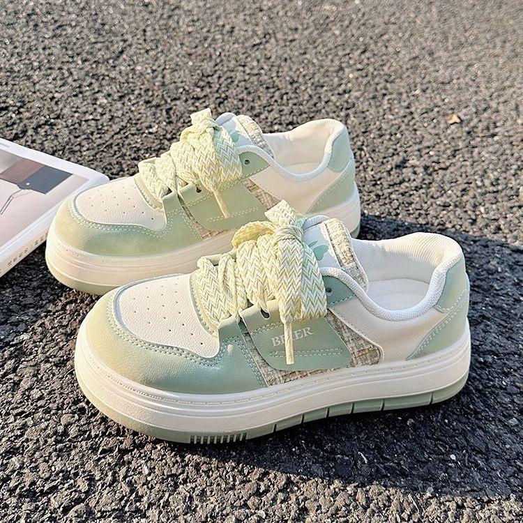 Campus style little white shoes women's 2025 autumn new popular platform shoes children's students leisure sports board shoes