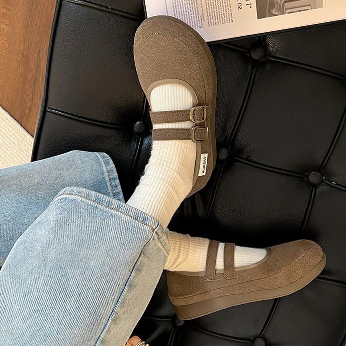 Casual fashion round head retro platform Mary Jane shoes spring and autumn with skirt French light mouth single shoes