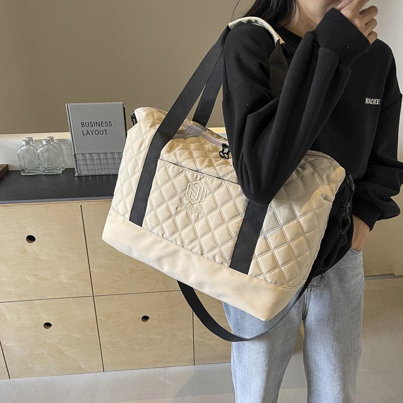 Rhombus foreign style versatile dry and wet separation fitness bag going out simple hand-held tie rod luggage travel bag