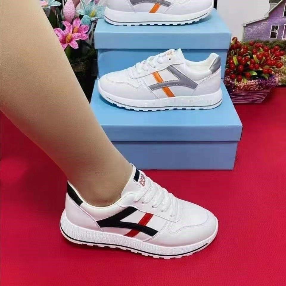 

Women s shoes autumn and winter German training little white shoes versatile niche thin-soled sports students board shoes women Forrest Gump casual b 35