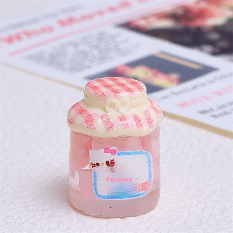 4 stk Dukkehus Miniatyrer Hello Kitty Jordbærsyltetøyglass Lysende Modell Kt Mikrolandskap Ornamenter Dekor Leke Late som Leke DIY