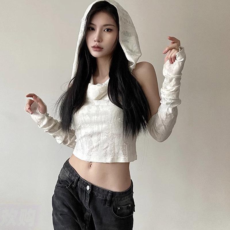 "Edgy Hooded Frühling & Herbst Damen Tops: Distressed-T-Shirts, ärmellose Westen und Kurzarm-Styles"