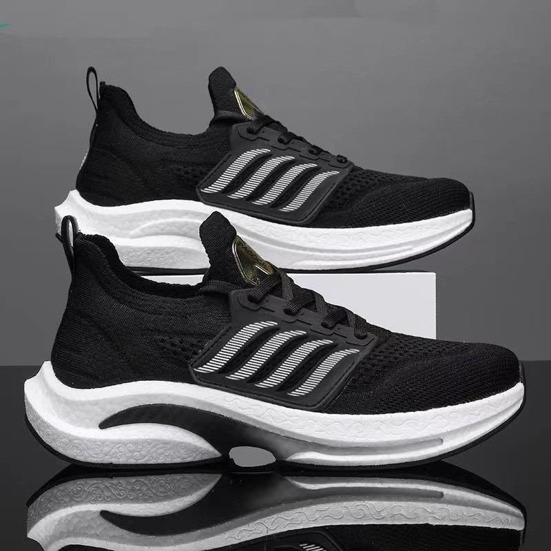 Autumn Men's Casual Sports Shoes Fly-woven Mesh Breathable Trendy Shoes Platform Running Shoes Comfortable Trend