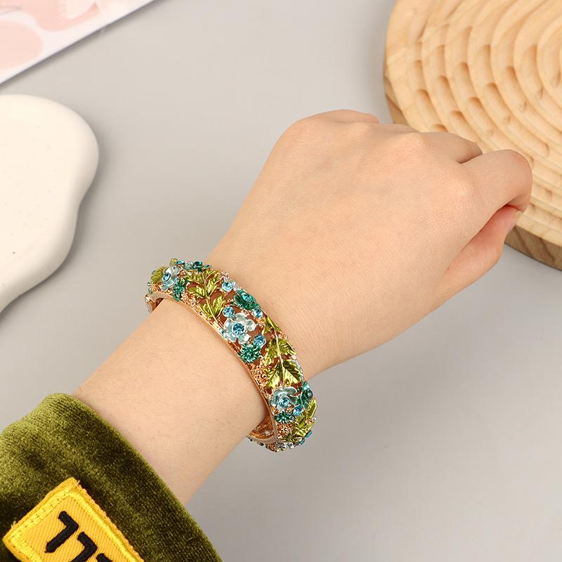 Colored Ethnic Style Flower Bangles Alloy Openwork Engraving Vintage Open Bracelets For Women Jewelry Gift