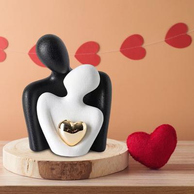 Ceramic Couple Hug Love Statue Mini Hugging Couple Sculpture Romantic Lover Figurine Home TV