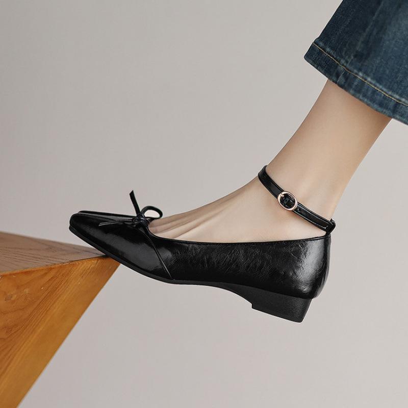 

New women s fashion single shoes casual four-season wear women s shoes leather shoes low heel solid color rubber soft sole foot cover 39 чёрный