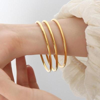 3mm Women's Coil Bracelet: Smooth, Solid, Cool Style, 18K Gold-Plated, High Color Retention, Trendy, Colorfast Design.