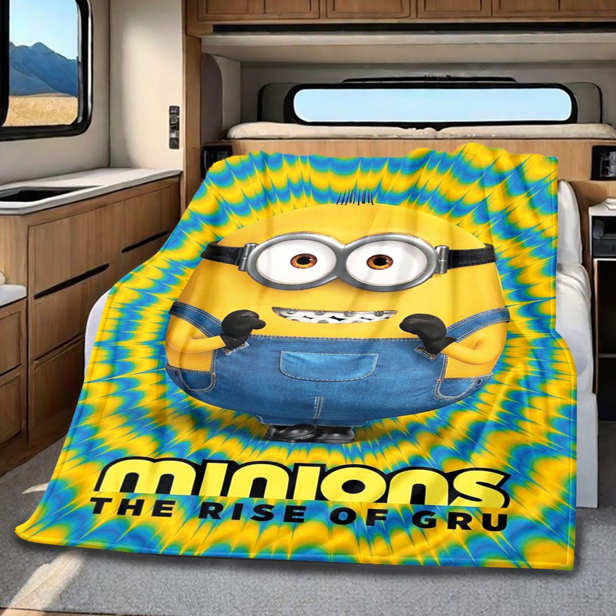 

The Minions Breaking Through The Wall Blanket Is Suitable for Beds and Various Other Occasions, Making It A Perfect Gift. 75x90cm