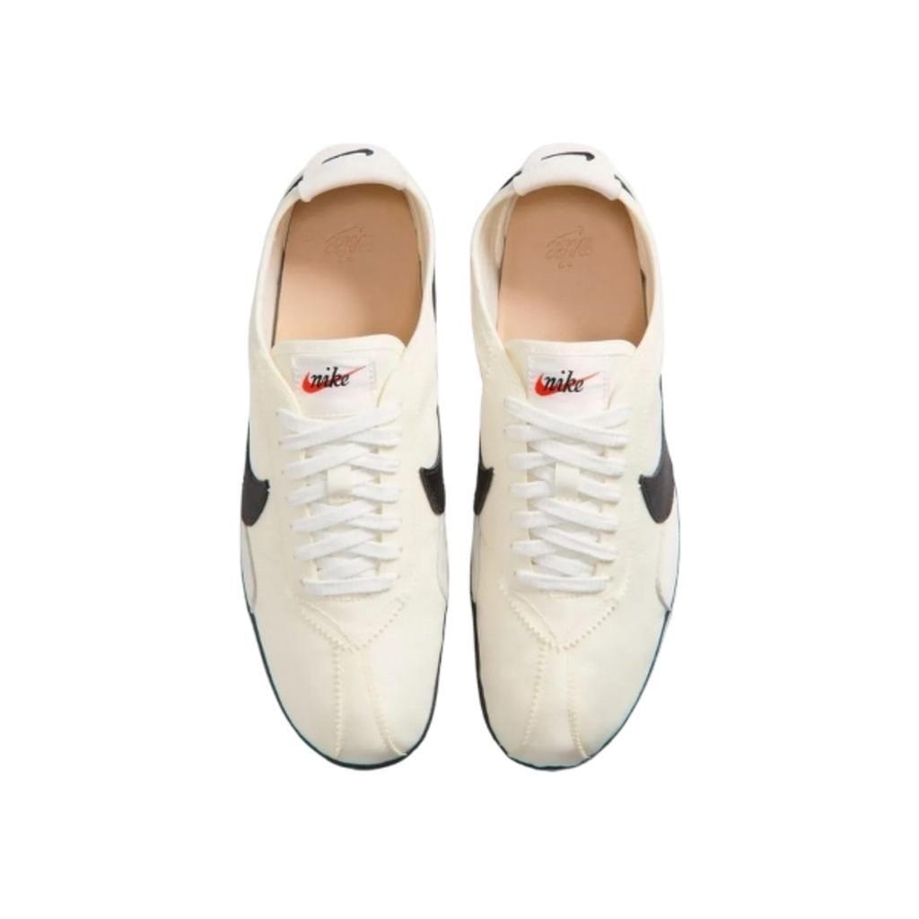 Nike Moon Shoe Soft Pearl Black
