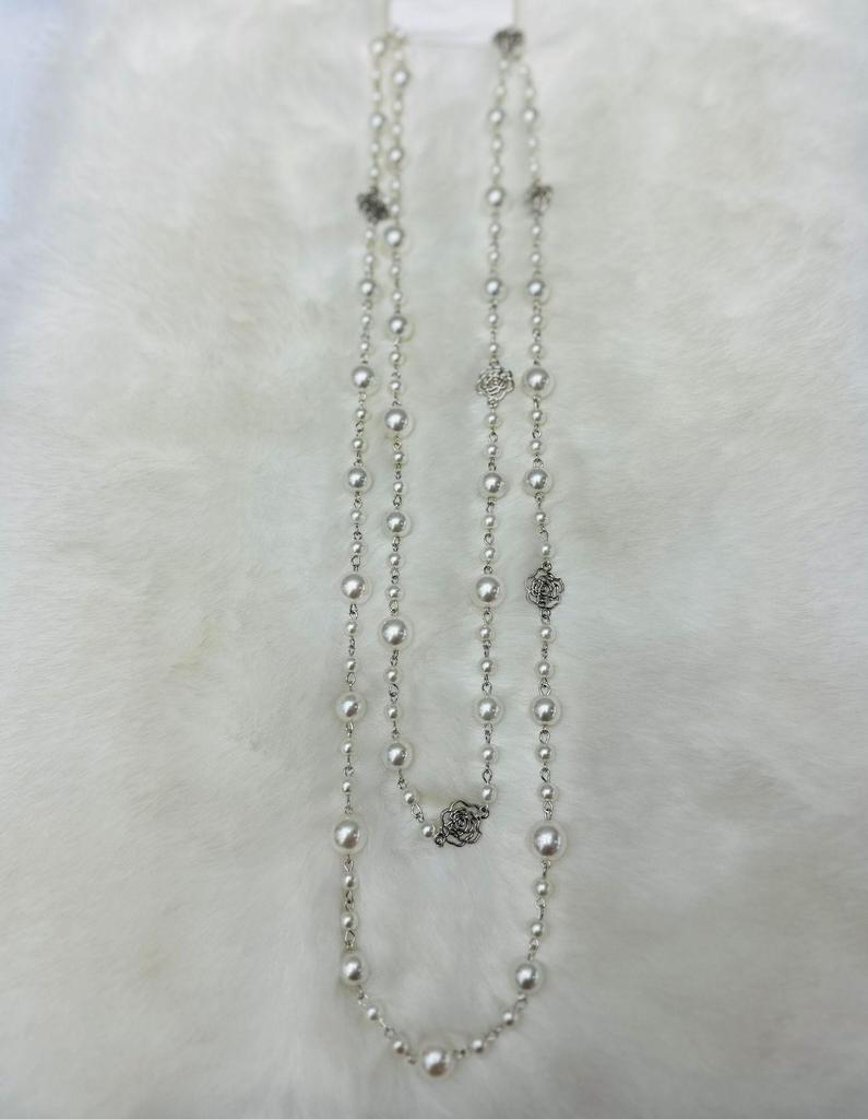 Korean Pearl Necklace: Luxurious Long Sweater Chain for Autumn/Winter