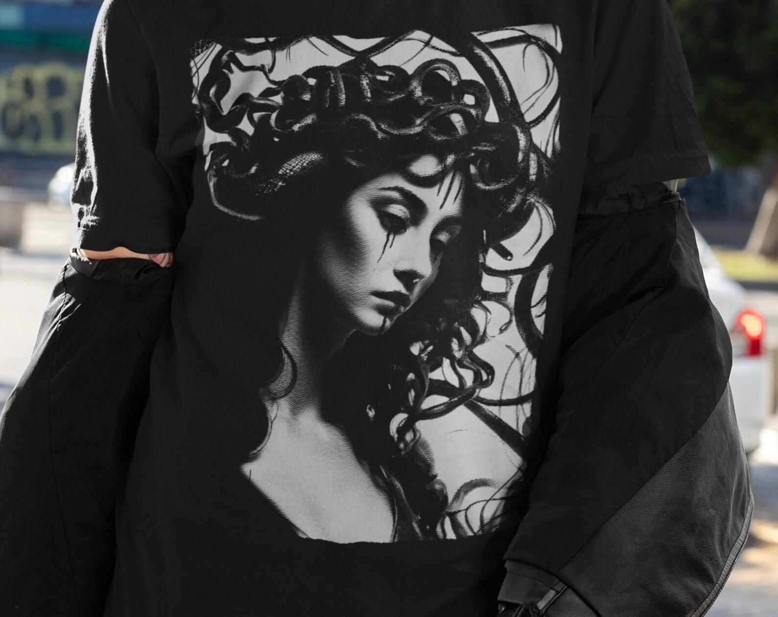 Medusa T-shirt: Gorgon Goddess, Greek Mythology, Witchy Woman XL