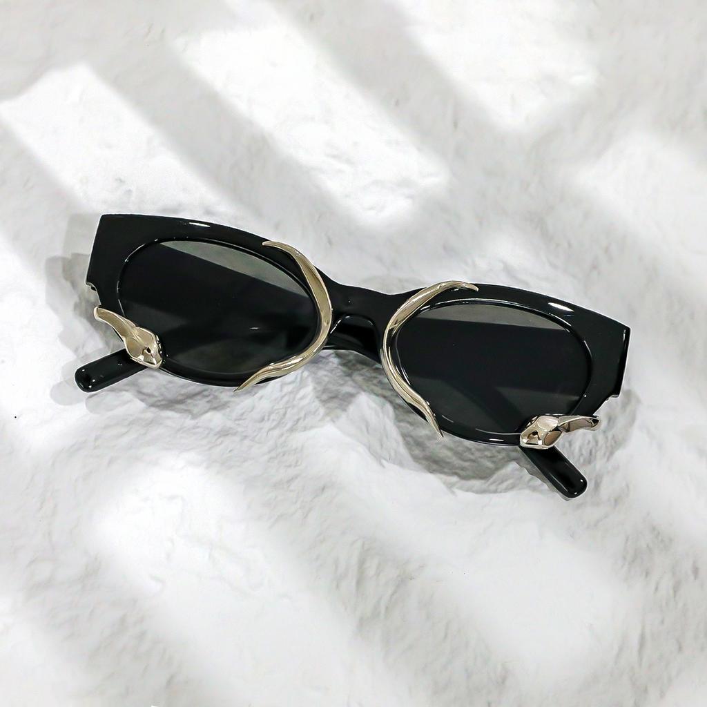 Stereo Spirit Snake Sunglasses Y2K Retro Spice Girls Bar Tech Concave Sunglasses Tide Women Y2K for Women Aesthetic Accessories