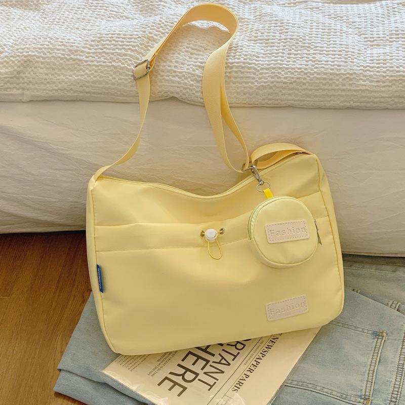 Wind Niche Versatile Girl Shoulder Messenger Bag, Japanese Students Simple Solid Color Sports And Leisure Commuter Bag