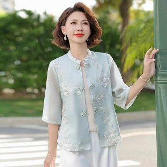

2026 Chinese Style Summer Blouse: Stylish Short-Sleeved Top for Middle-Aged and Elderly Women 5XL синій