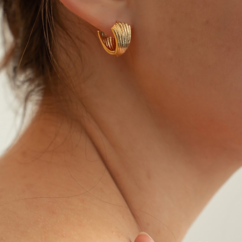 

Ssecondo Soft fan curve earrings, Ayun_2 colors Silver