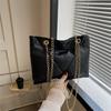 Fashionable Minimalist Tote Bag For Women Stylish Chain Strap Casual Shoulder Purse