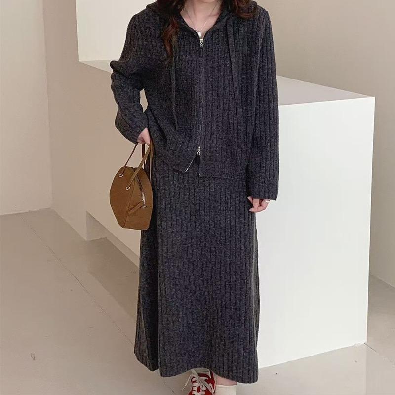 Grey hooded strap double zipper two-piece set casual style large size pit strip skirt knitted cardigan set