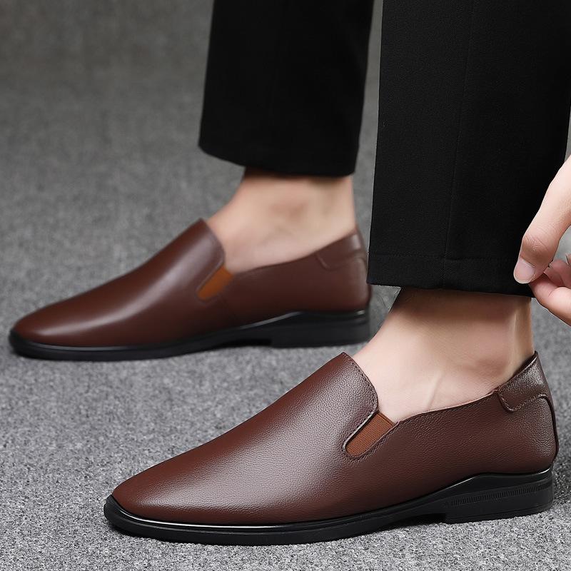 Men's Casual Leather Shoes Men's Korean Version of Business Dress Leather Shoes Trend Doudou Shoes Soft Soles Youth One-pedal Men's Shoes