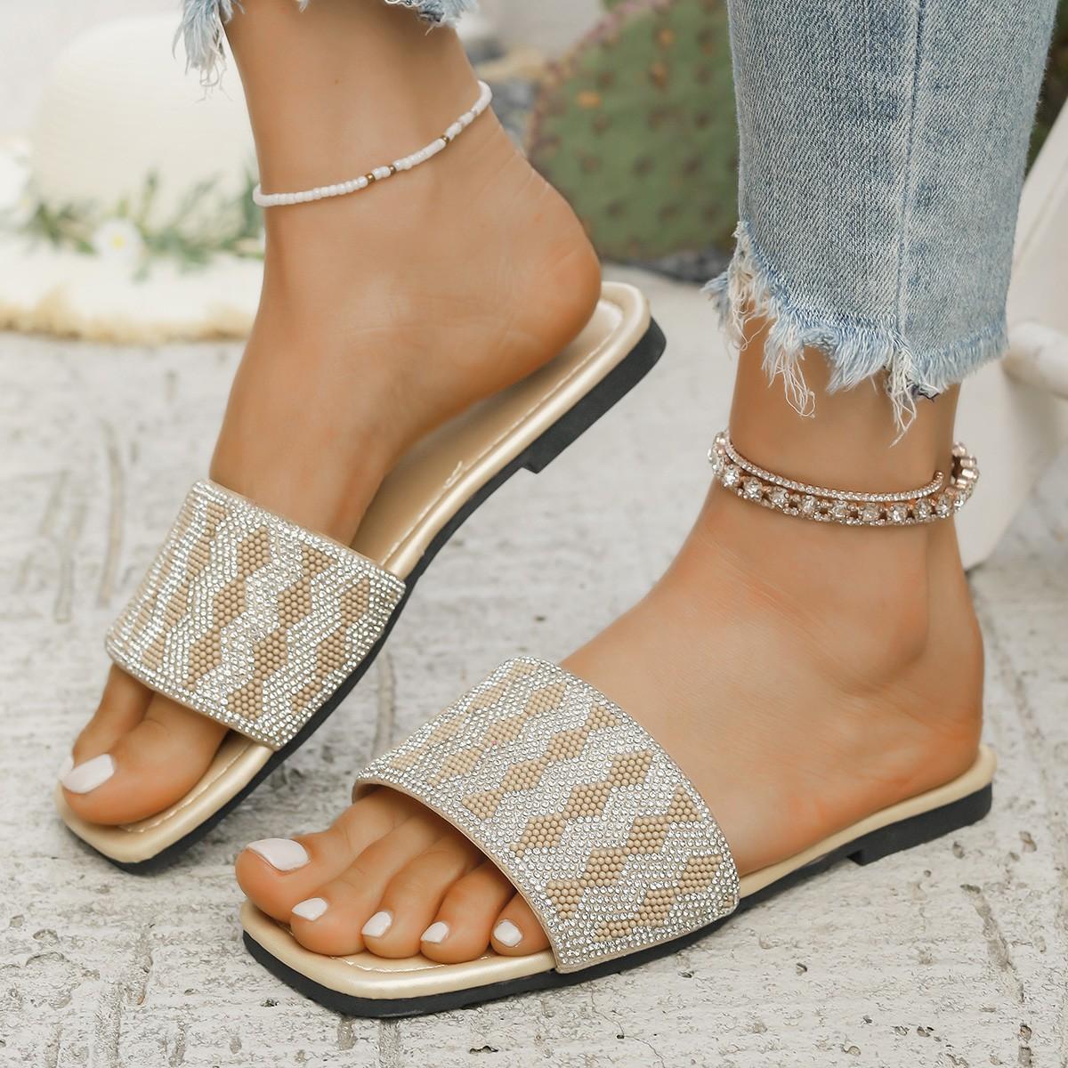 

Large size 2025 summer new flat-bottomed cool slippers women s outer wear square-headed rhinestone casual one-word slippers 43 золотий