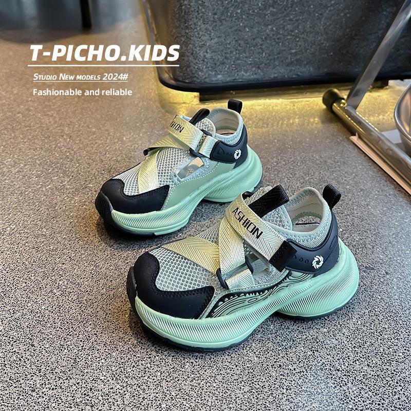 Summer Popular Boys and Girls Hollowed Leisure Sports Sandals Soft Bottom Non-Slip Net Surface Pumps