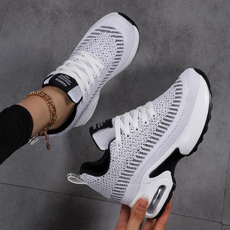 Fashion Sneakers Women Mesh Breathable Casual Women Spring Platform Heels Wedges Height Increasing 2025 Knitted Ladies Vulcanized Shoes