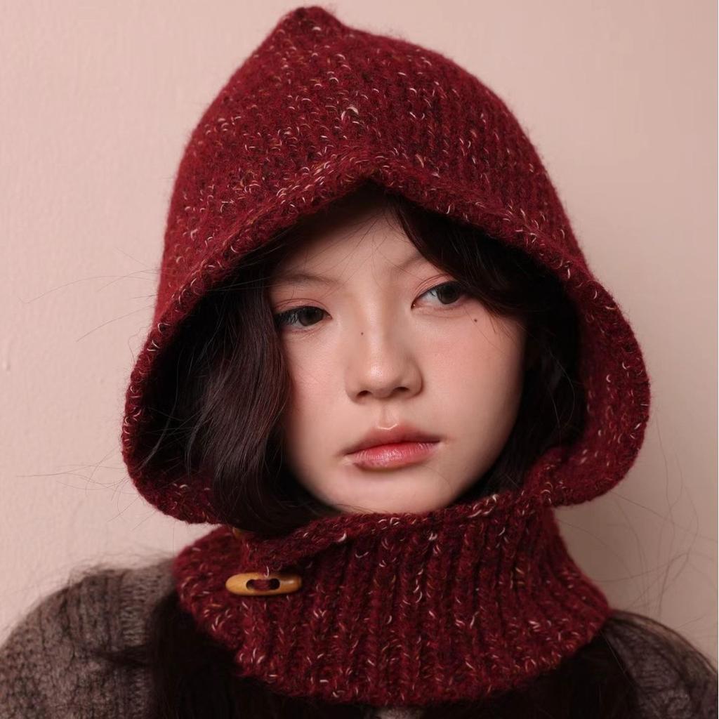 Retro high-end big head circumference balaclava hat clip flower knitted ear protection hat winter new scarf integrated tide