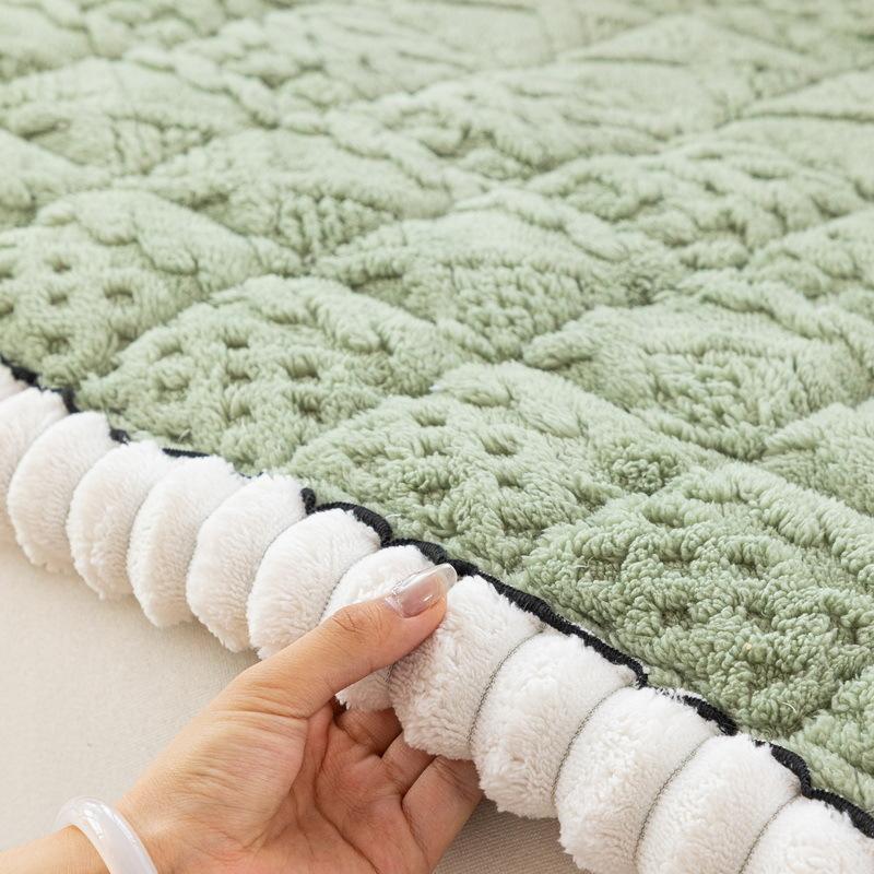 Straight Sofa Cover Cloth Thickened Warm Anti Slip Anti Cat Scratch Sofa Cushion Cover Simple Autumn and Winter New Style
