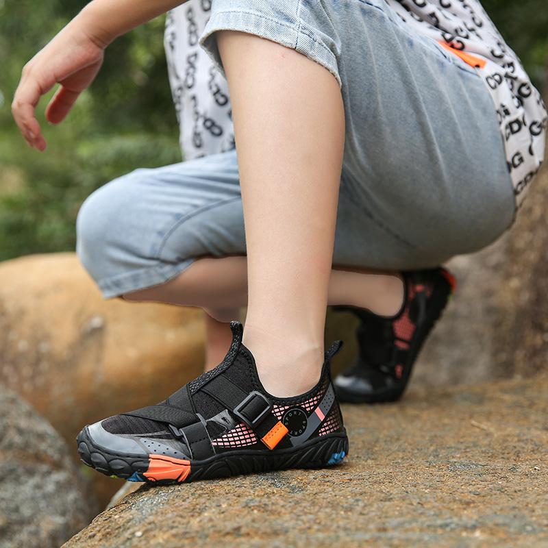 Children Beach Aqua Shoes Boy Girl Barefoot Water Shoes Quick-Dry Drainage Diving Swim Sandals Kids Fishing Surf Wading Sneakers