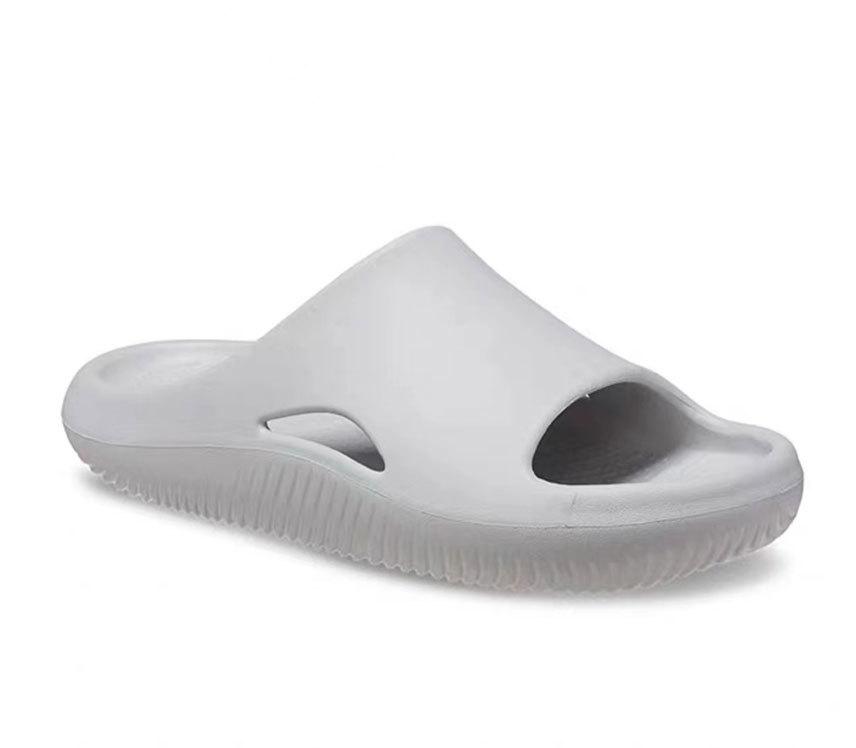 Новые дырчатые туфли, сандалии на платформе, шлепанцы-хлебушки, летняя уличная обувь, домашние нескользящие тапочки на мягкой подошве для пары M4/W6 (suitable for 36 feet)