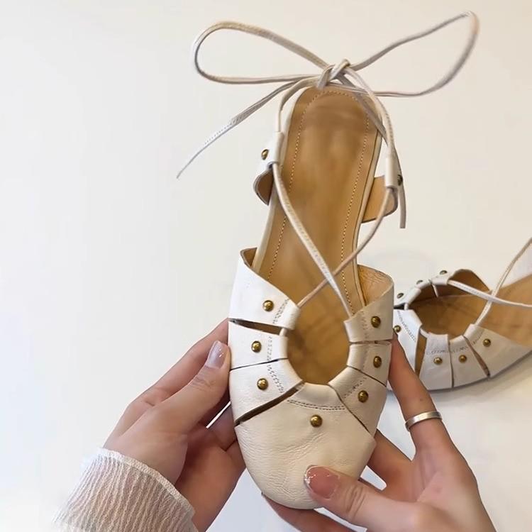 Niche version~ summer new rivet hollow cross strap bag head shoes women's retro shallow mouth low heel soft leather sandals