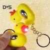 Elektroschock-Enten-Schlüsselanhänger, neuartiges Streich-Gadget-Spielzeug, kleiner elektrischer Touch-Schlüsselanhänger für Witzliebhaber, urkomisches Trickgeschenk