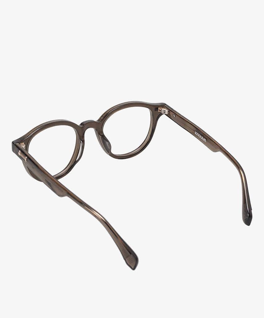 KNOUUN Document 1.1 In Khaki