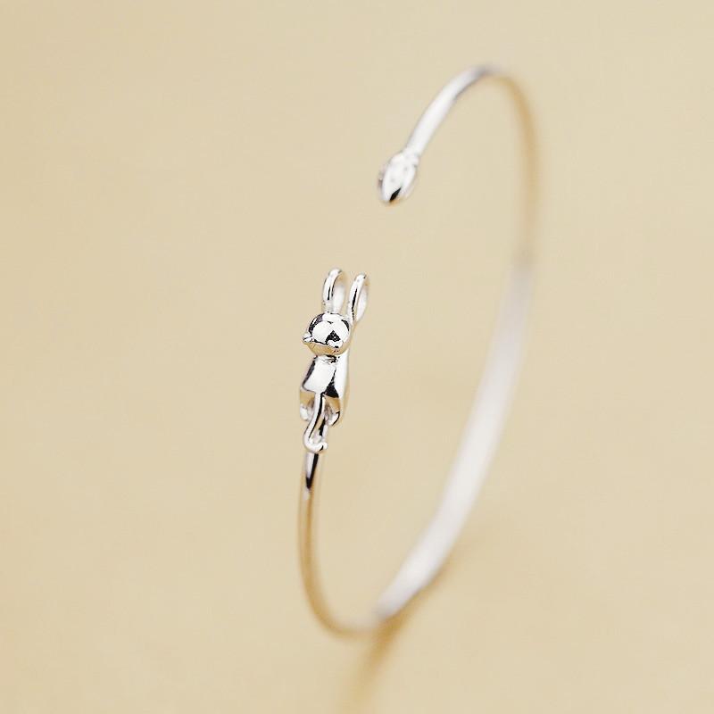 

New Fashion Simple Cat 925 Sterling Silver Jewelry Female Creative Climbing Cat Opening Animal Bracelets TYB351 серебряный
