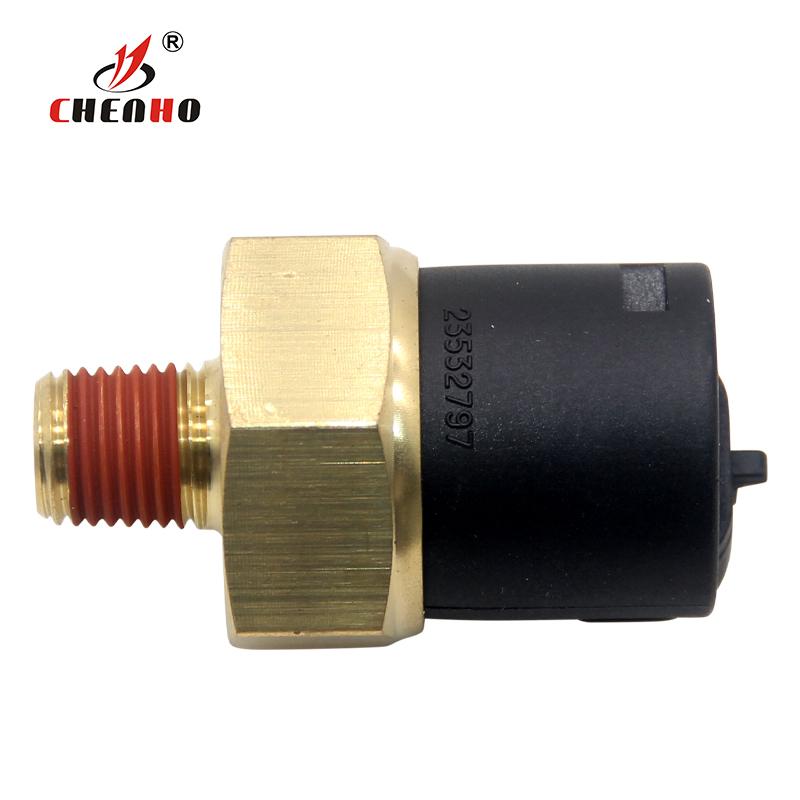 Car Engine Oil Fuel Pressure Sensor  23511176 23532797 2HP208 For VOLVO Detroit Diesel Series 50 60