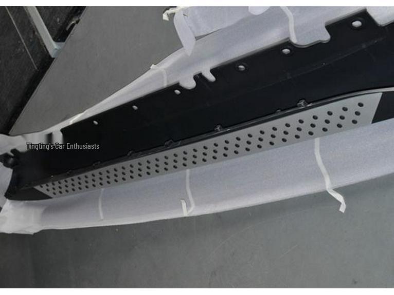BMW X5 E70 & Old X6 Running Boards, New X5L Foot Pedals