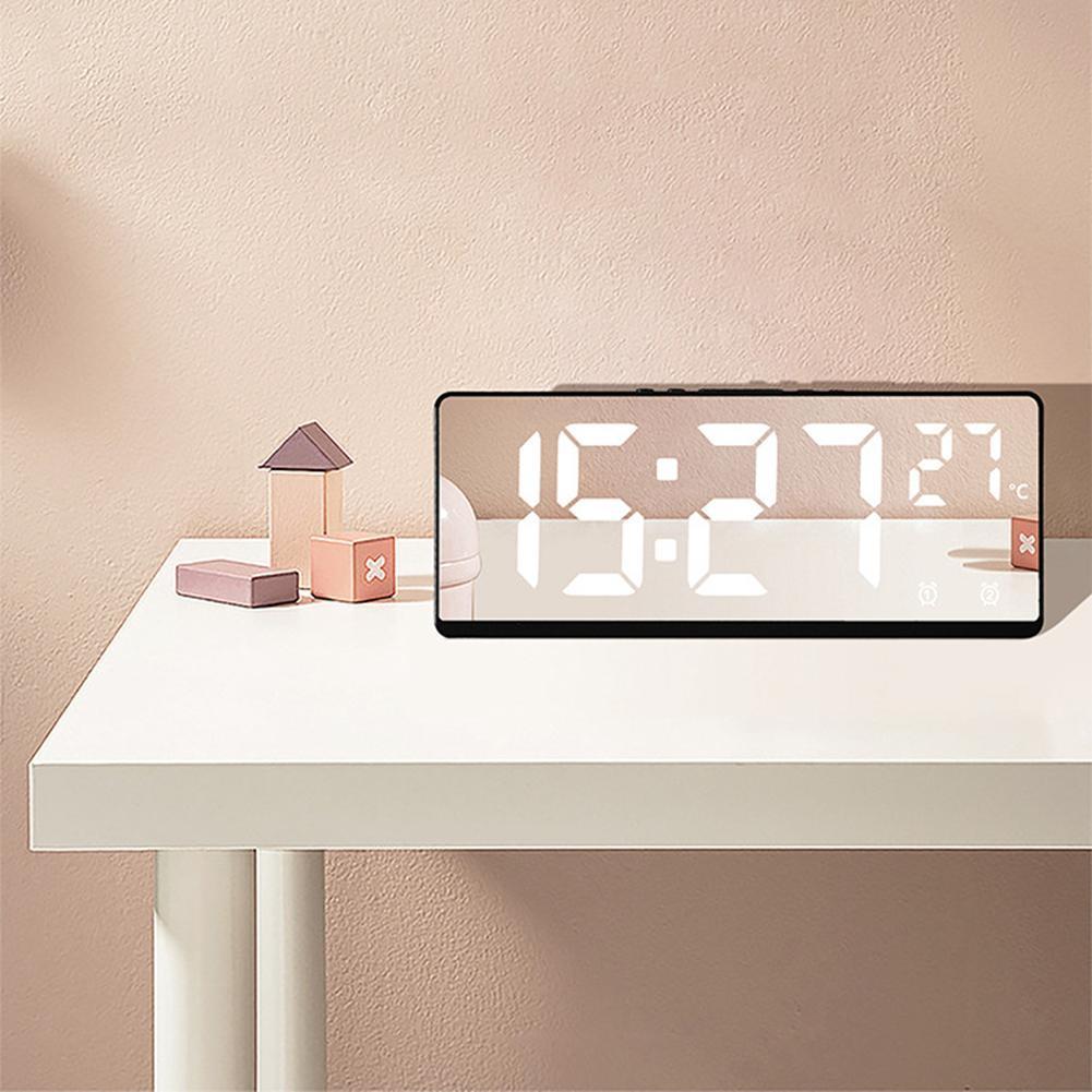6.9 Inches Electronic Alarm Clock 5 Levels Brightness Adjustable Large Screen Student Desk Clock Table Clock 17.4x6.8x2.3cm