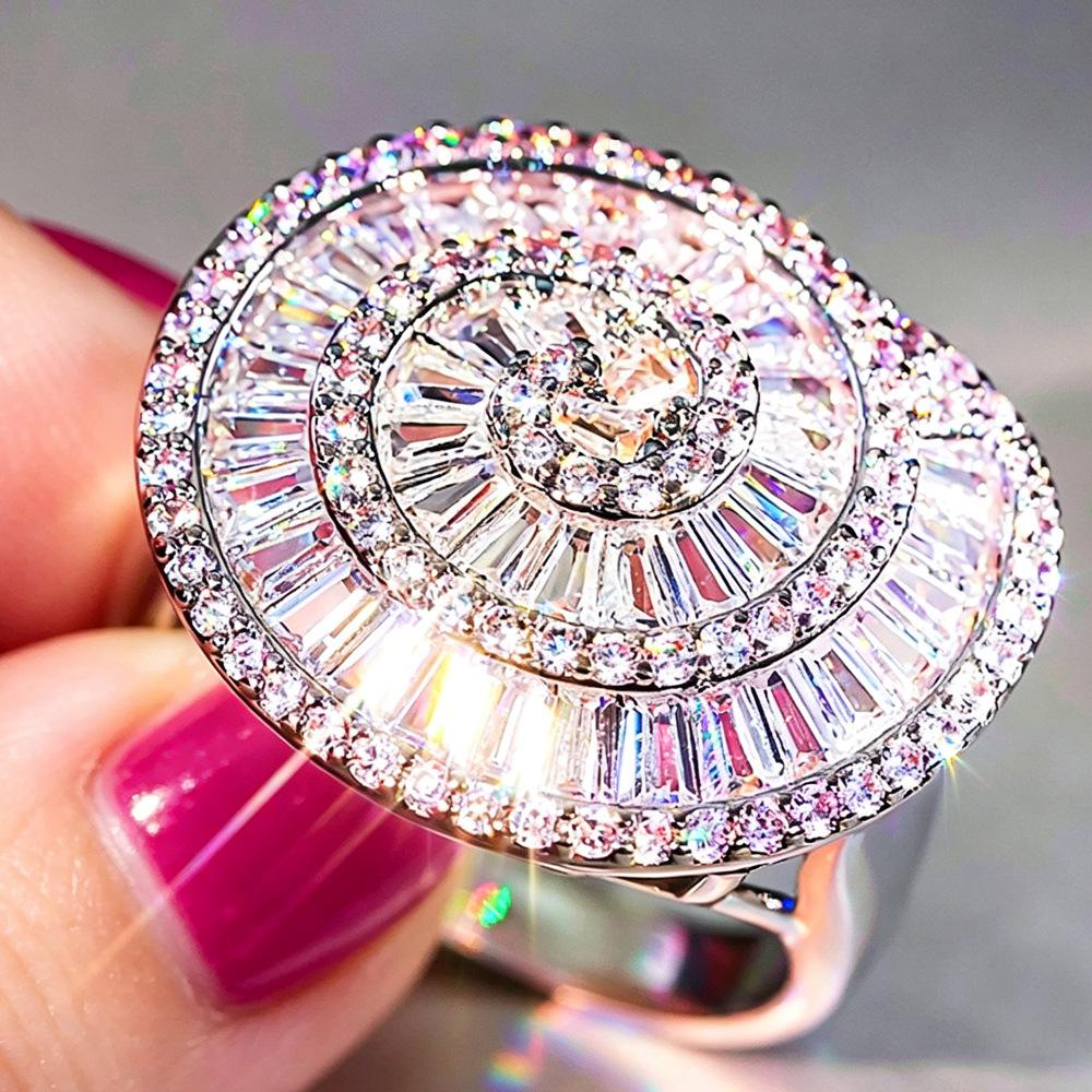 Light luxury spiral design ring girl, micro-inlaid zircon shiny ring, niche elegant lady single ring