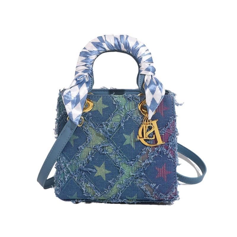 Sac de luxe léger premium pour femmes, nouveau sac polyvalent brodé à l'industrie lourde, sac Princesse Diana, sac à main, sac bandoulière